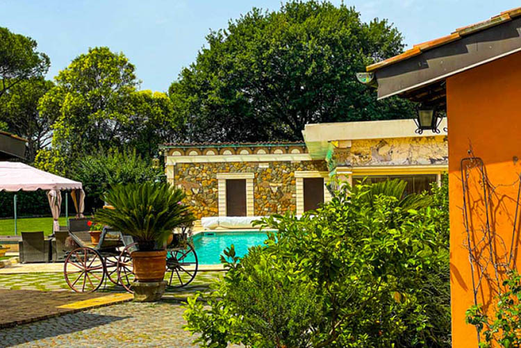 Villa sull'Appia Antica - zona Appia Antica